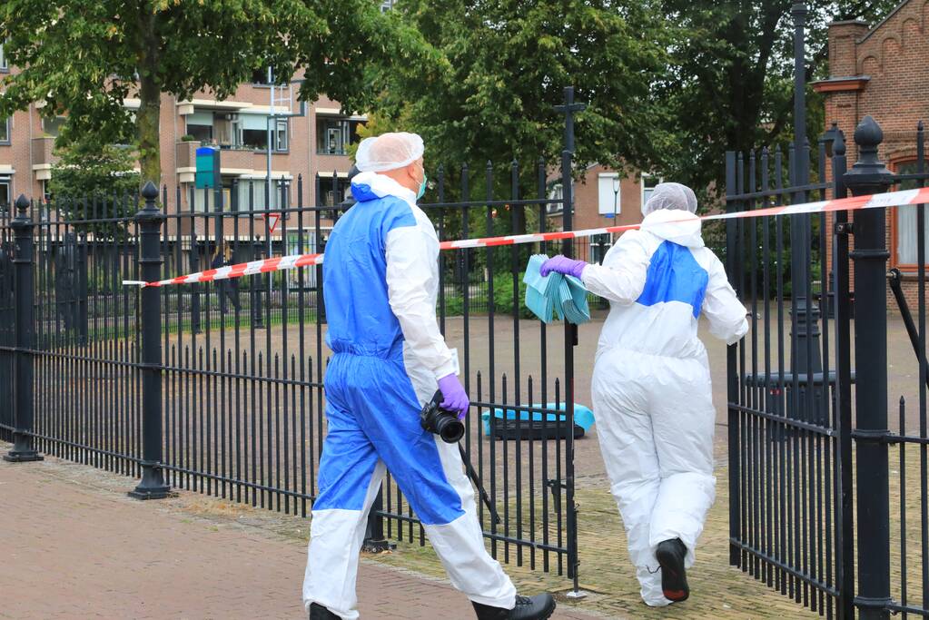 Verdacht pakketje gevonden bij Sint Vituskerk