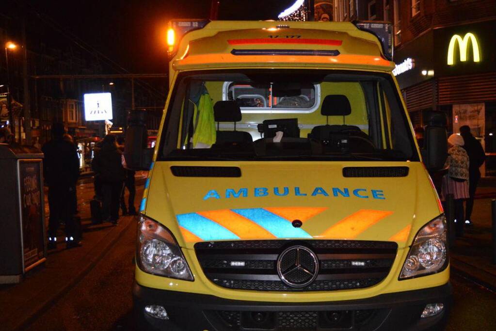 Drie honden vallen vrouw aan: politie schiet honden dood