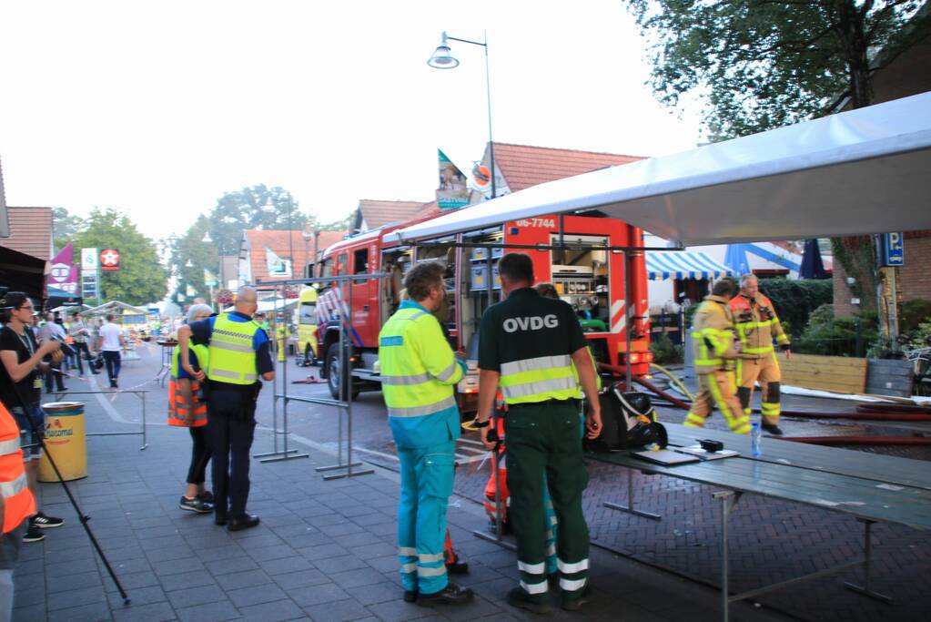Personen vermist bij flinke brand in pand Leger des Heils