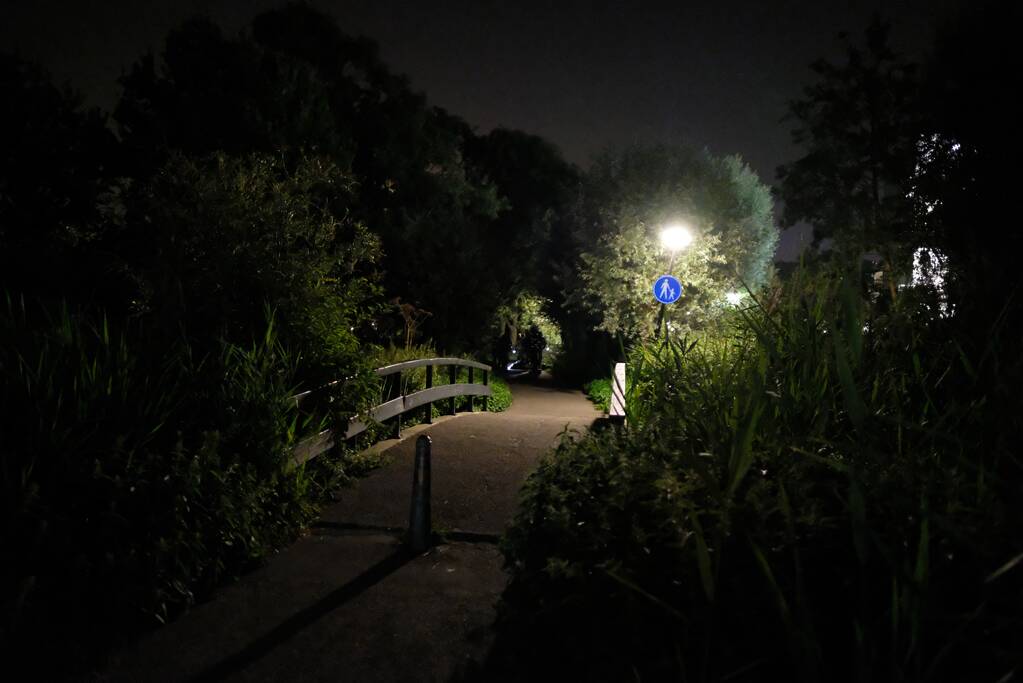 Man gewond na val in water