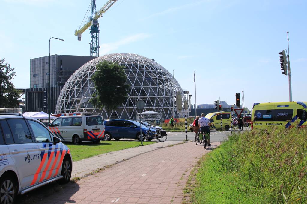 E-bikester overleden na zwaar ongeval op kruising