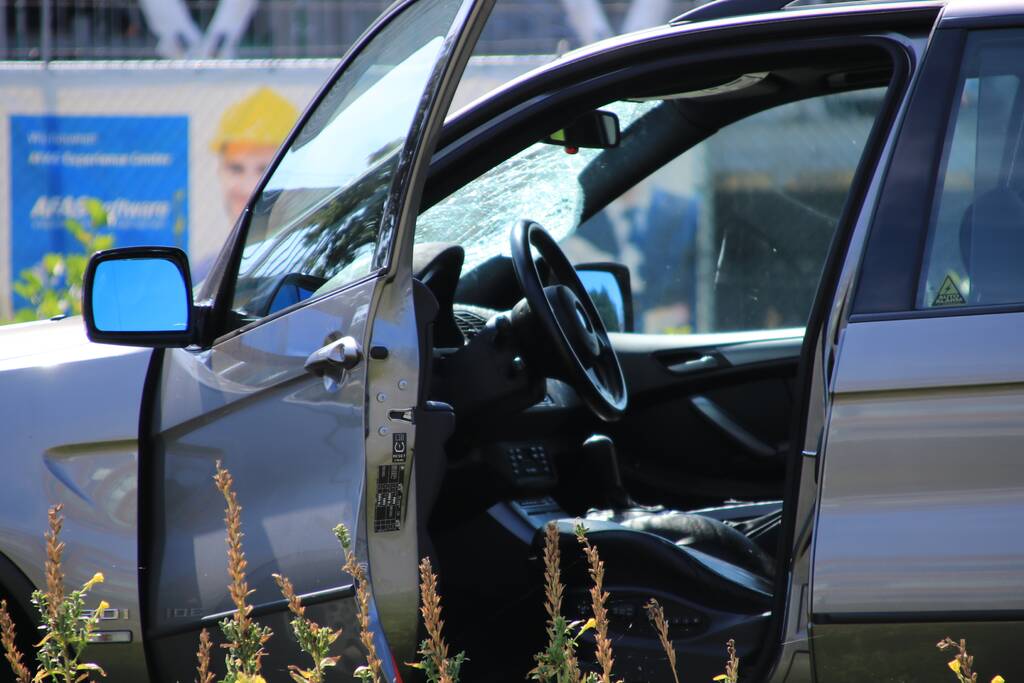 E-bikester overleden na zwaar ongeval op kruising