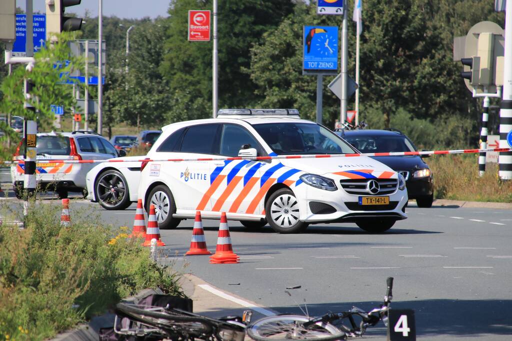E-bikester overleden na zwaar ongeval op kruising