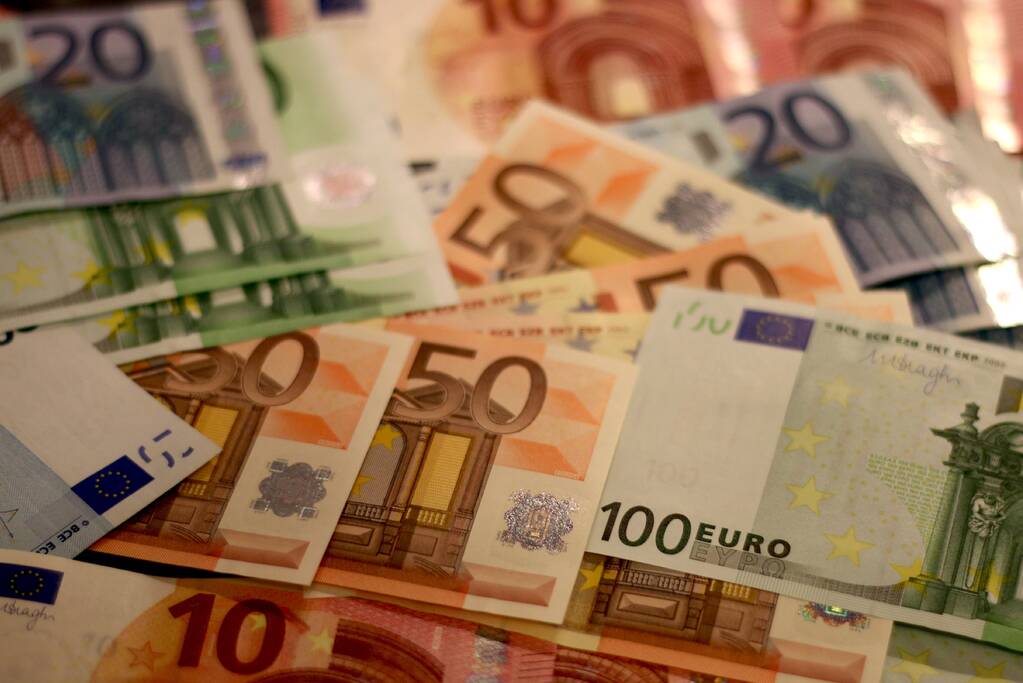 Na tip mannen aangehouden in woning voor drugshandel