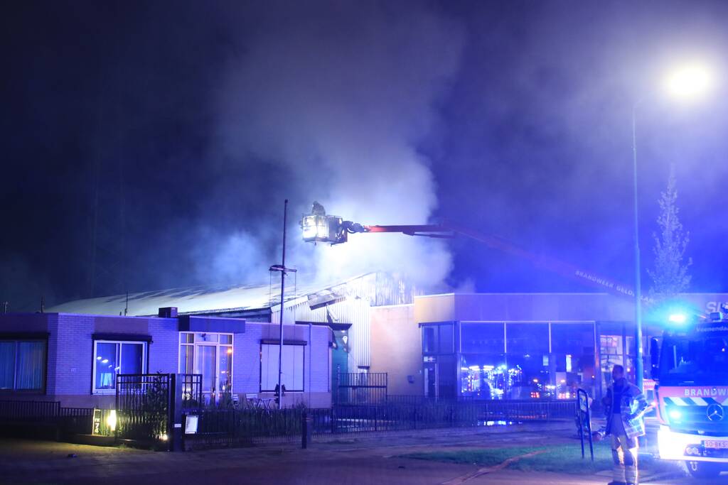 Zeer grote uitslaande brand