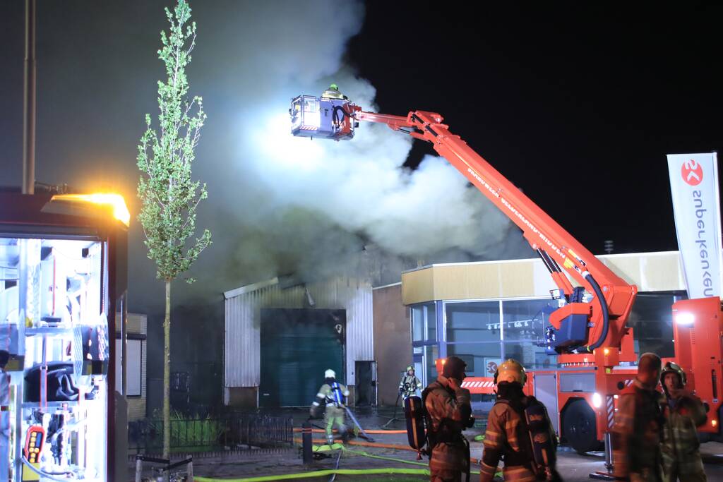 Zeer grote uitslaande brand