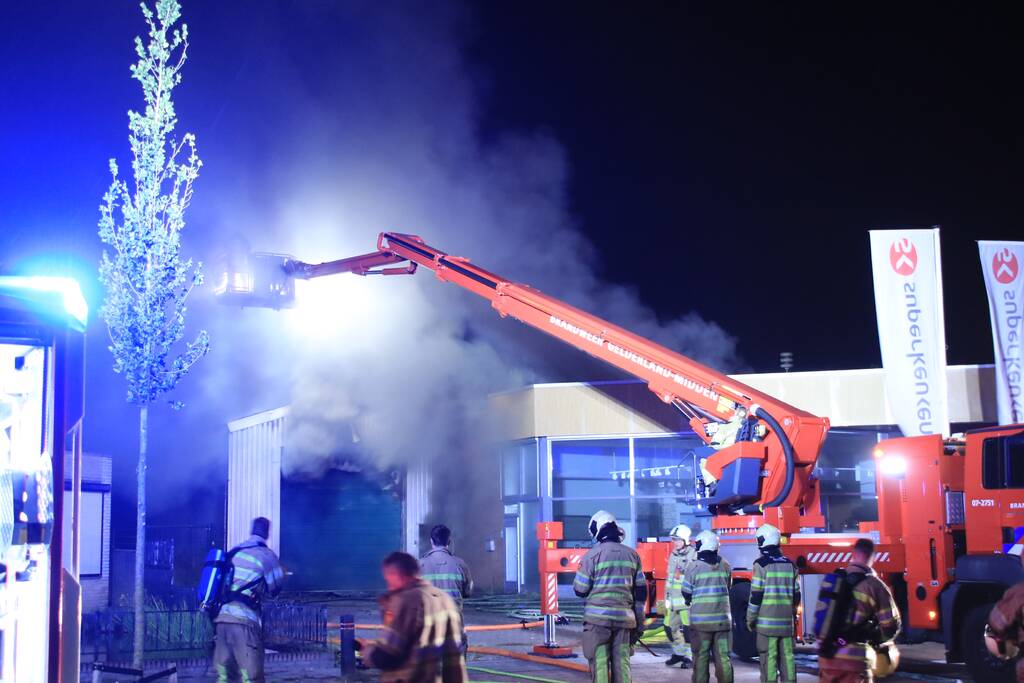 Zeer grote uitslaande brand