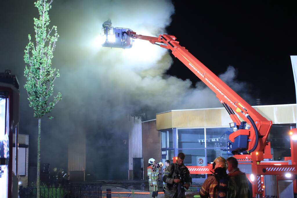 Zeer grote uitslaande brand