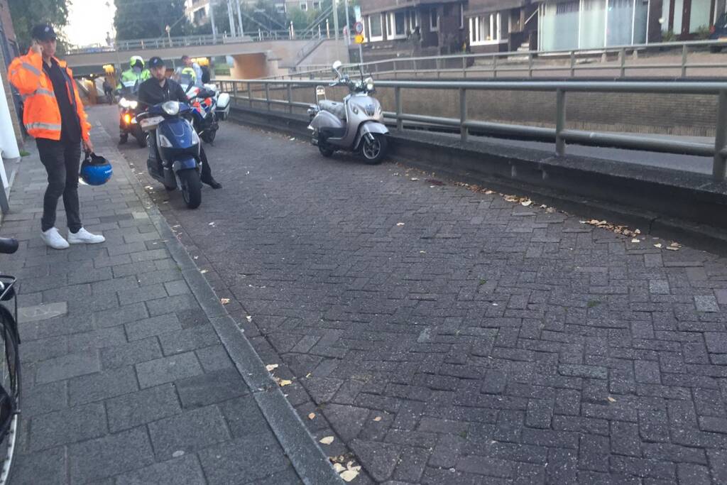 Scooterrijder gewond na aanrijding