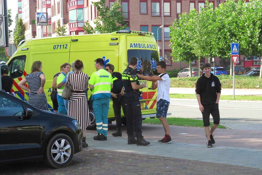 Fietser aangereden door scooter