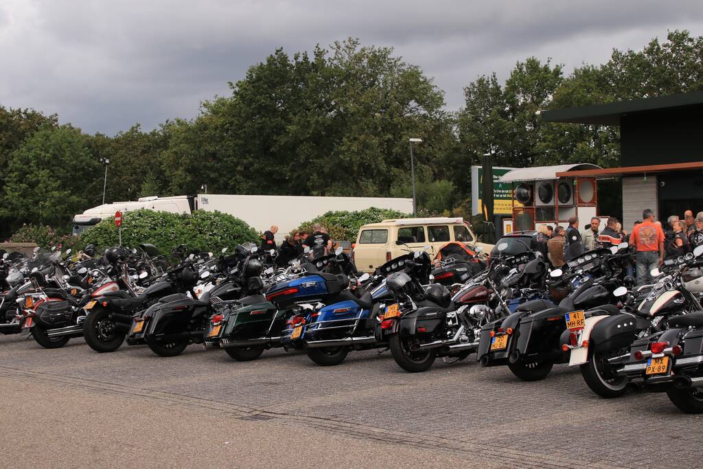 Harley Davidson club zamelt geld in voor kinderhospice