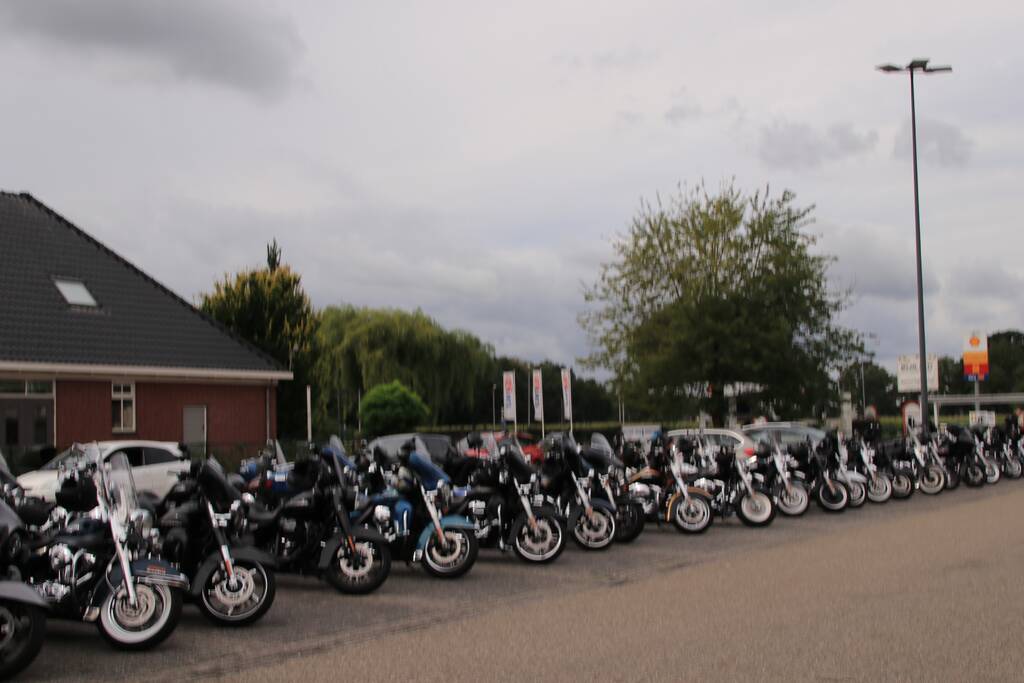 Harley Davidson club zamelt geld in voor kinderhospice