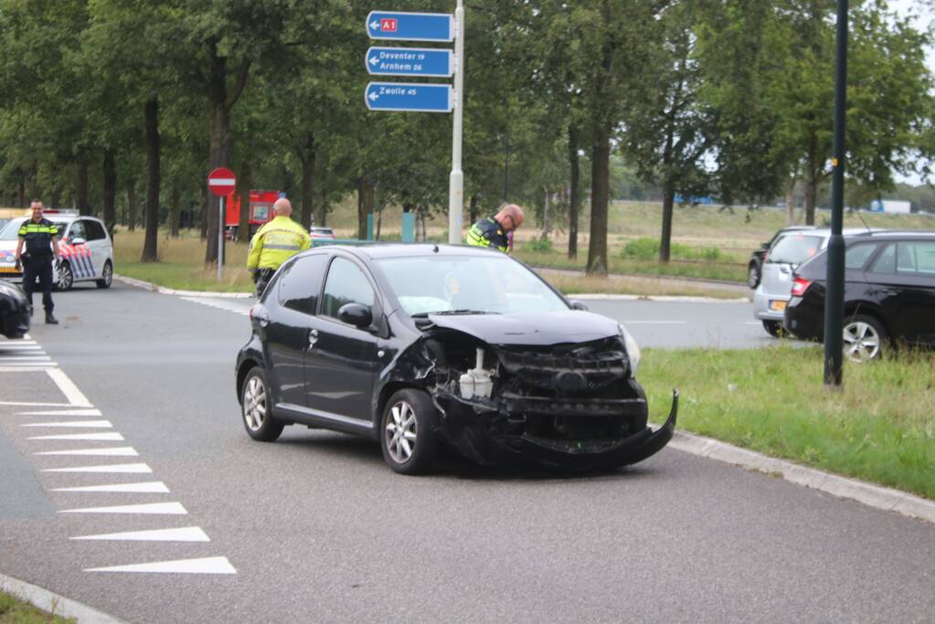 Gewonden en flinke schade na ongeval