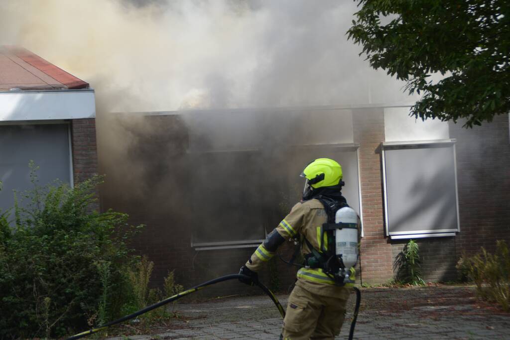 Getuigen gezocht van in brand gestoken leegstaande school