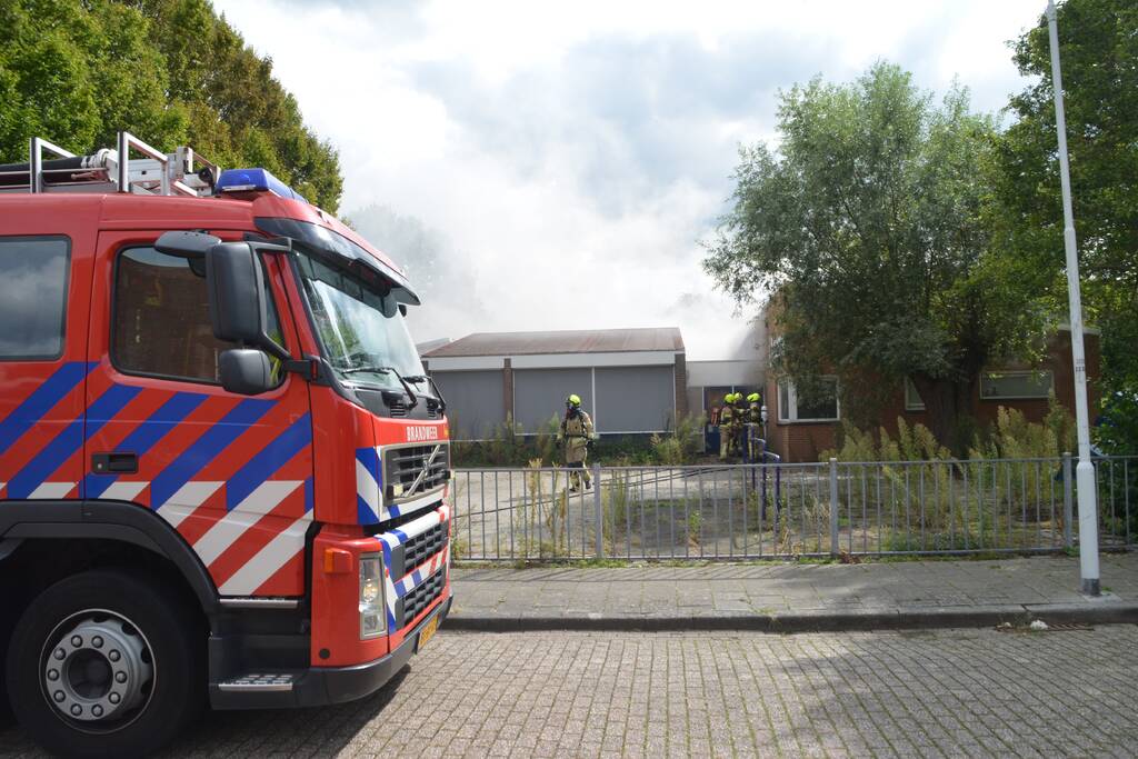 Getuigen gezocht van in brand gestoken leegstaande school
