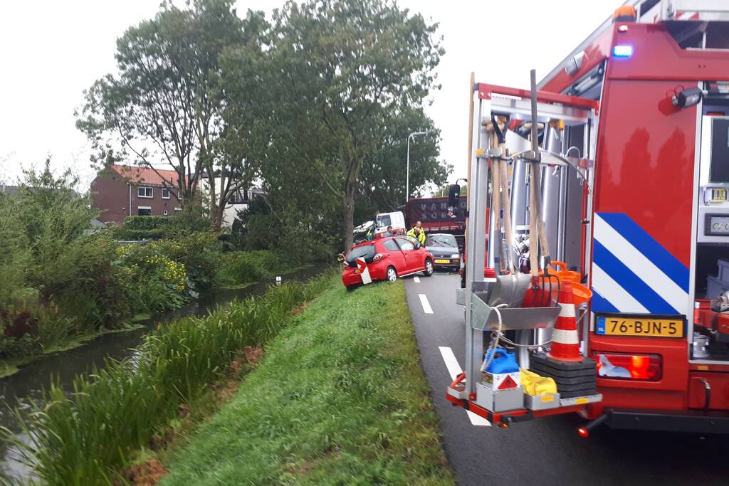 Zeer ernstig ongeval tussen twee vrachtwagens en meerdere voertuigen