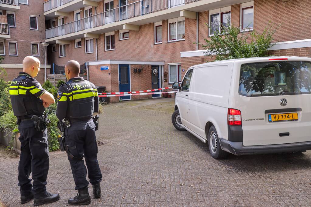 Drie mannen op de vlucht na woningoverval