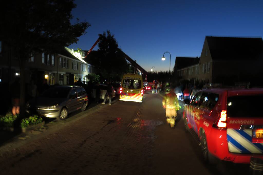 Veel rook bij woningbrand