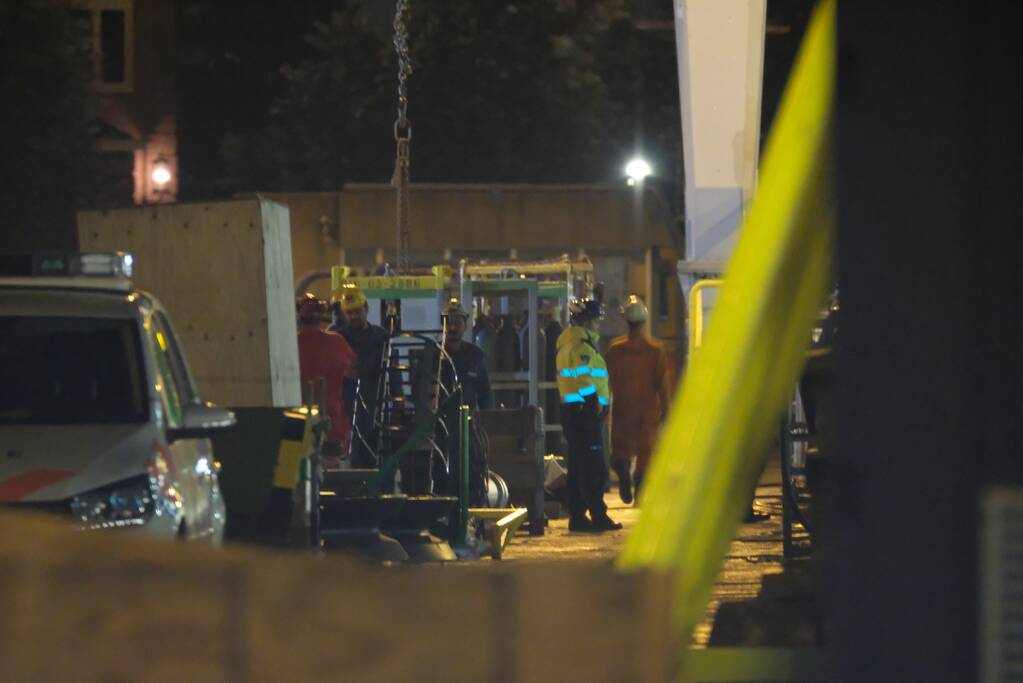 Persoon zwaargewond na val in tank van schip