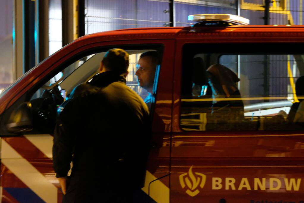 Persoon zwaargewond na val in tank van schip