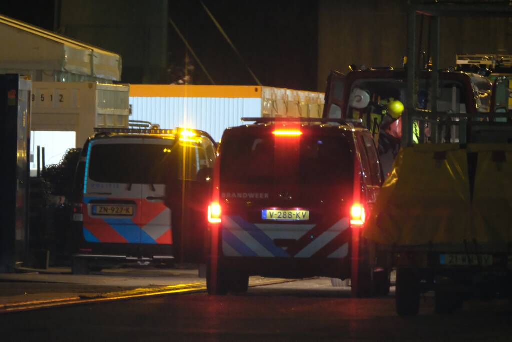 Persoon zwaargewond na val in tank van schip