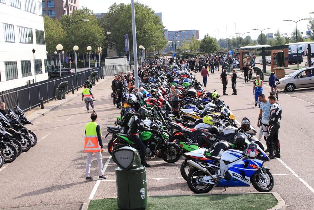 Motormeeting 'Wie rijdt?' druk bezocht