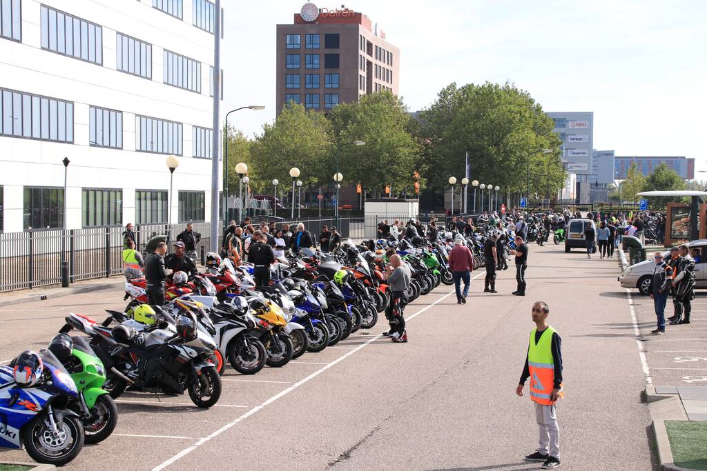 Motormeeting 'Wie rijdt?' druk bezocht