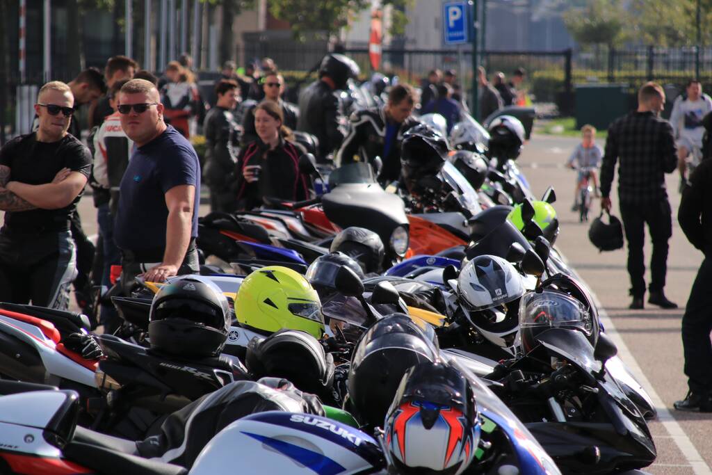 Motormeeting 'Wie rijdt?' druk bezocht