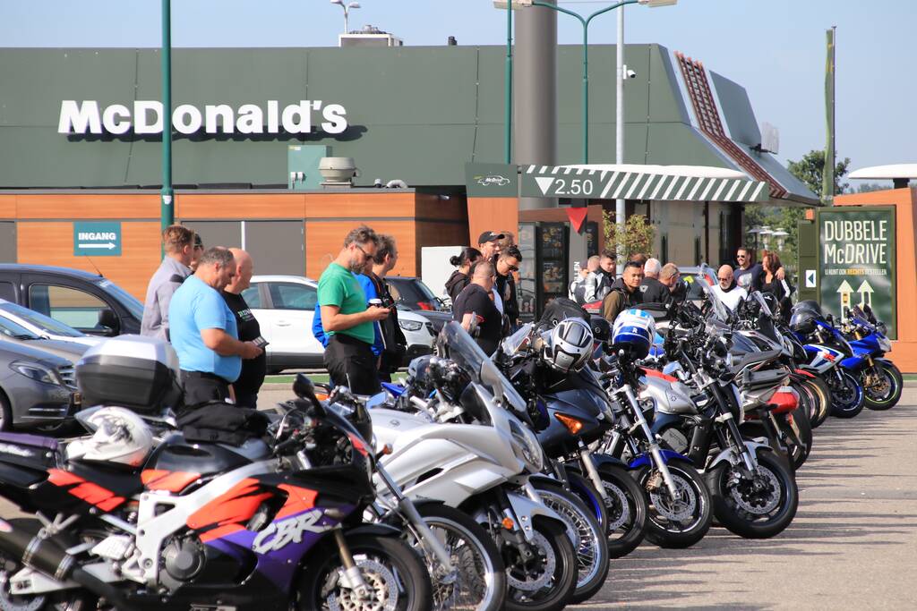 Motormeeting 'Wie rijdt?' druk bezocht