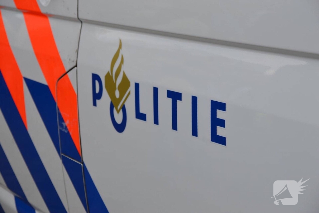 Politie onderzoekt explosie in woonwijk