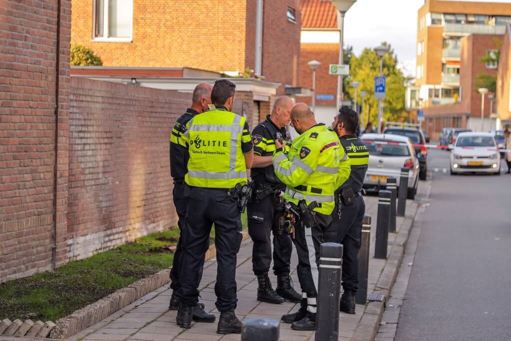 Kind zwaargewond na aanrijding met auto
