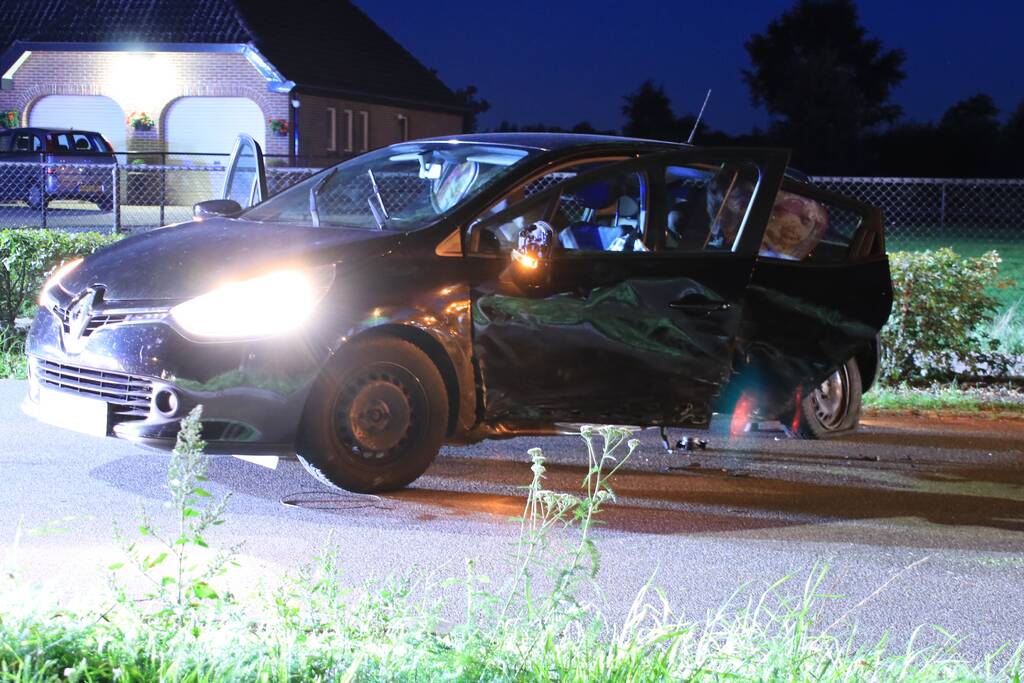 Meerdere gewonden bij aanrijding met drie auto's