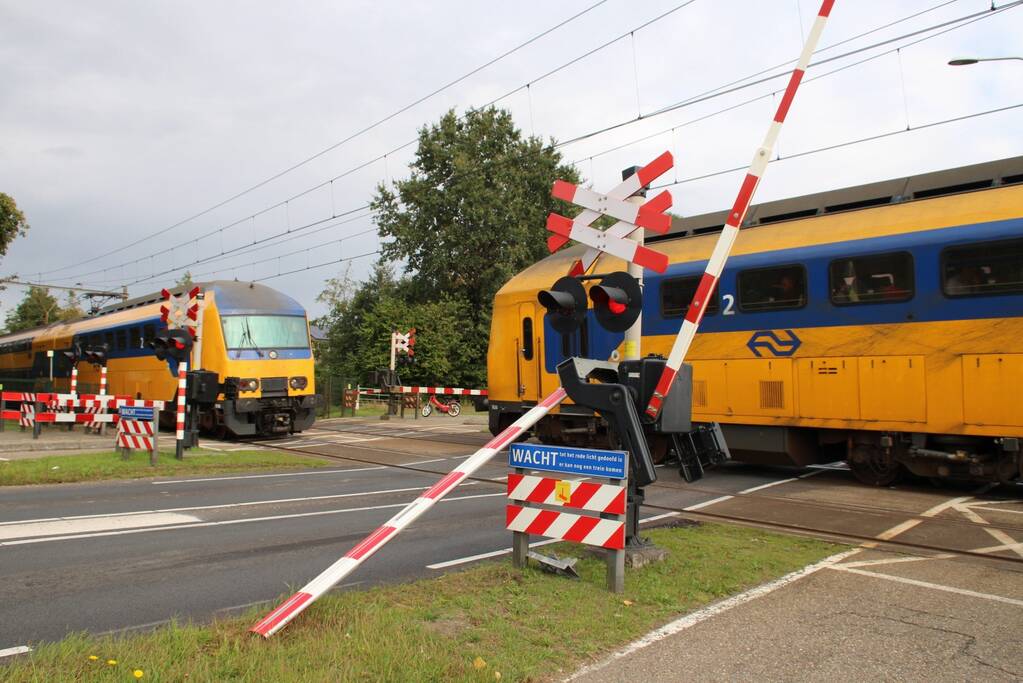 Slagboom kapot gereden door vrachtwagen