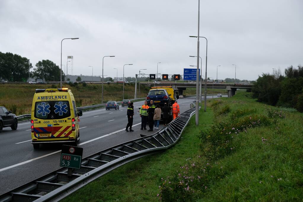 Wederom auto tegen de vangrail