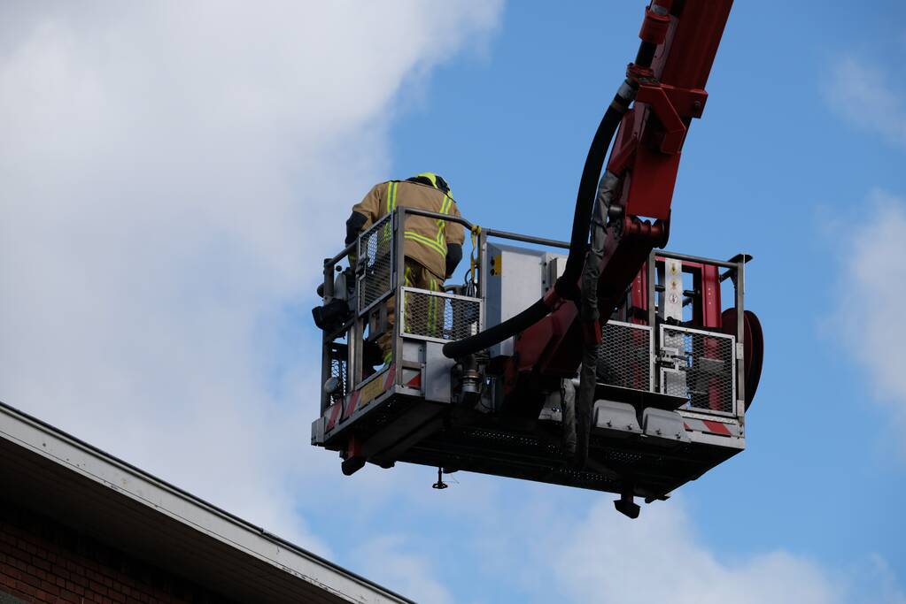 Brand in keuken portiekwoning in Oostbroek-Noord