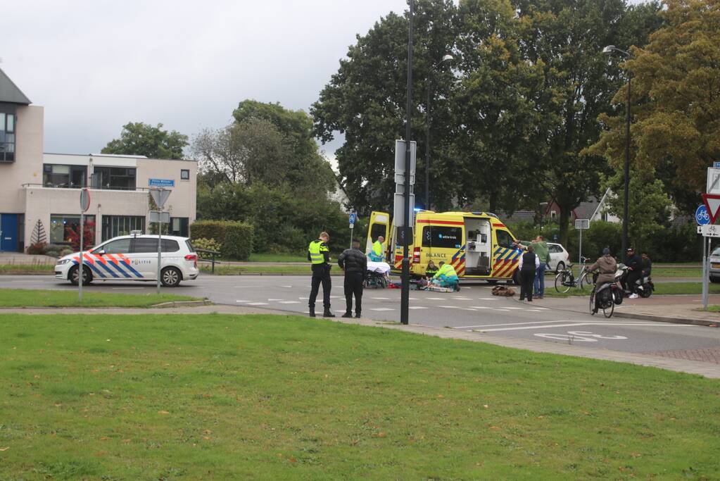 Fietsster ernstig gewond in Brinkhorst