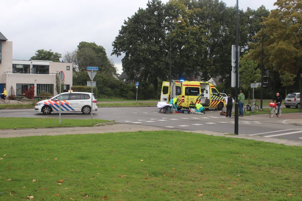 Fietsster ernstig gewond in Brinkhorst