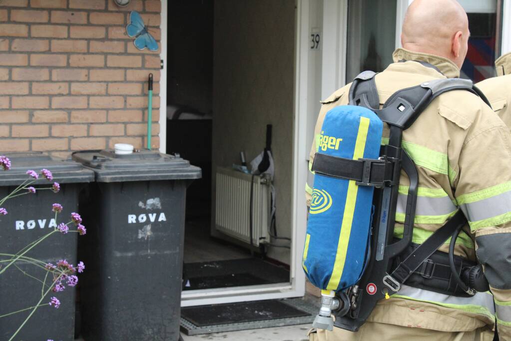 Woning Zielhorst vol rook na brand in trapkast
