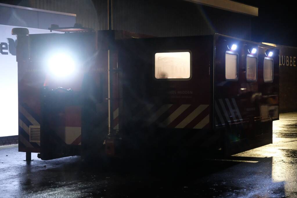 Zeer grote brand in meerdere loodsen