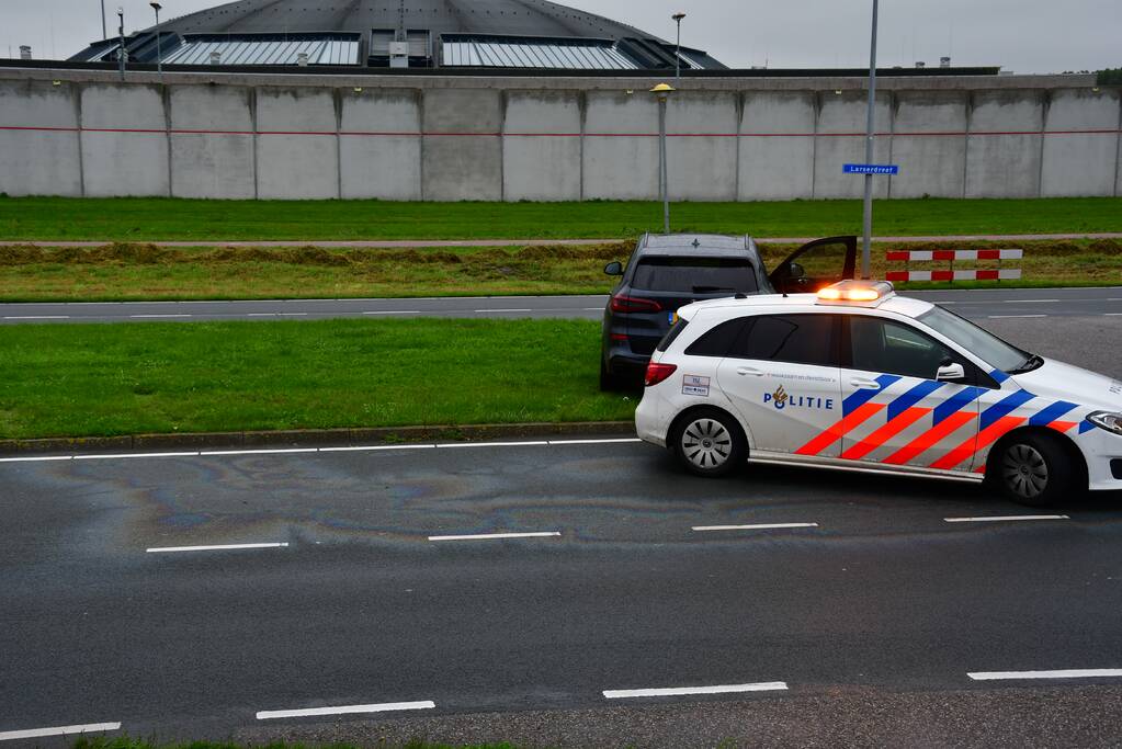 Enorme schade na ongeval met twee auto's