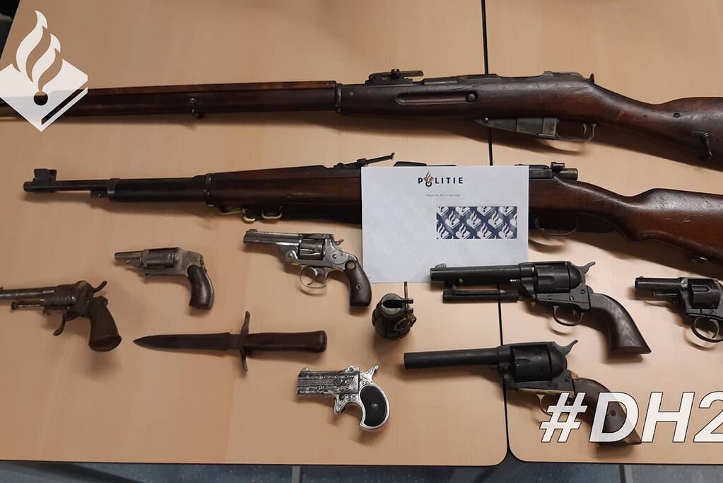 Politie treft huis vol wapens aan