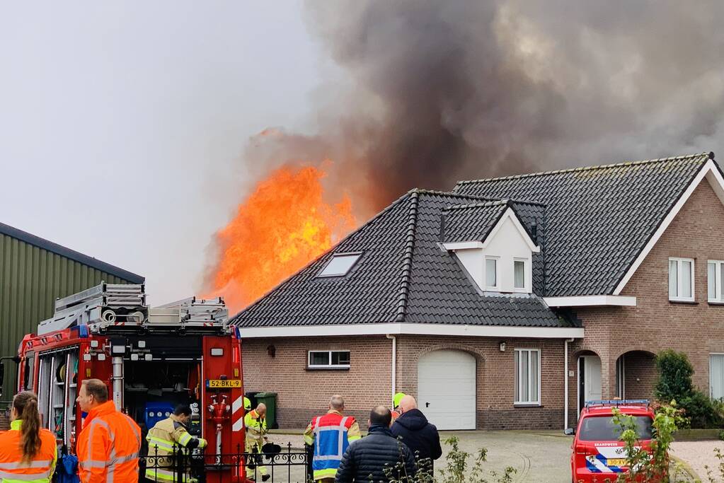 Grote brand in loods