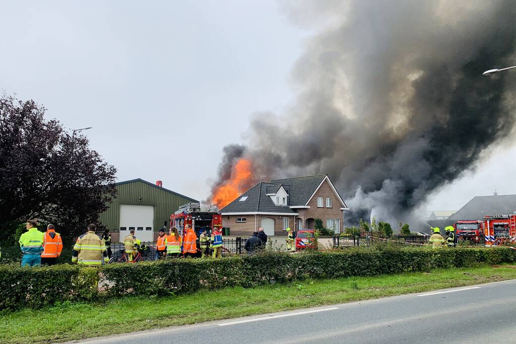 Grote brand in loods