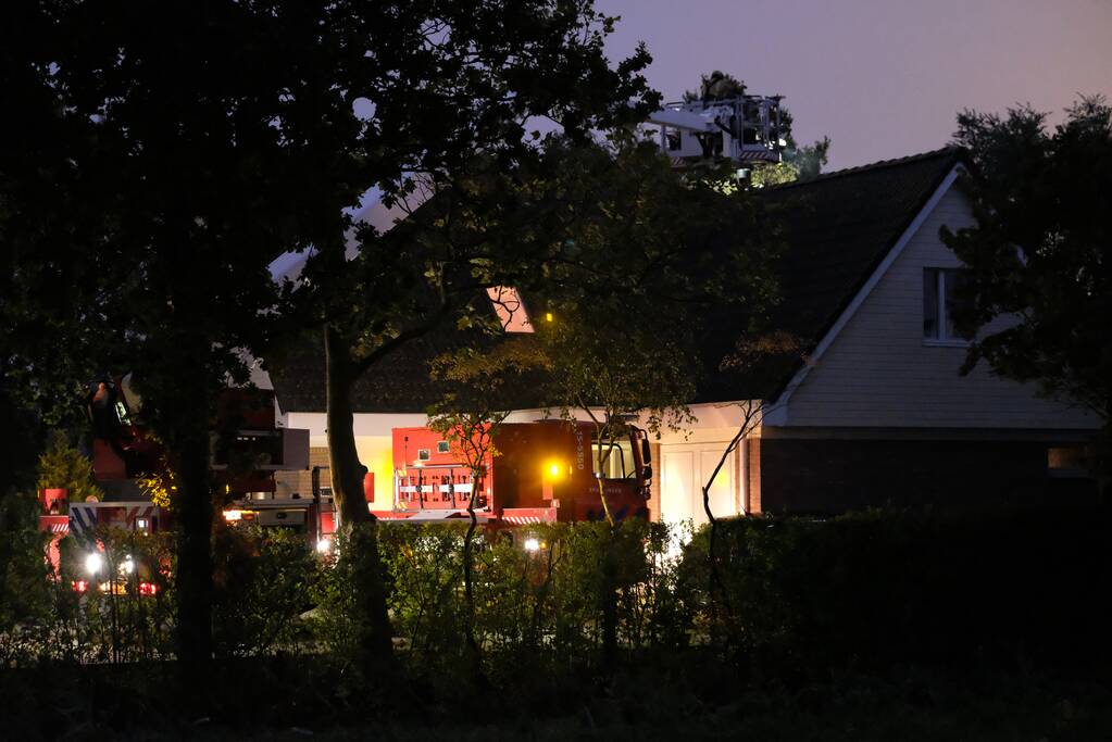 Brandweer druk met schoorsteenbrand