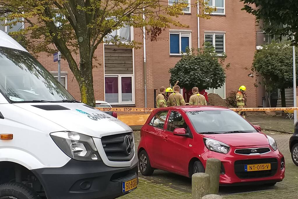 Gasleiding stukgetrokken, woningen ontruimd