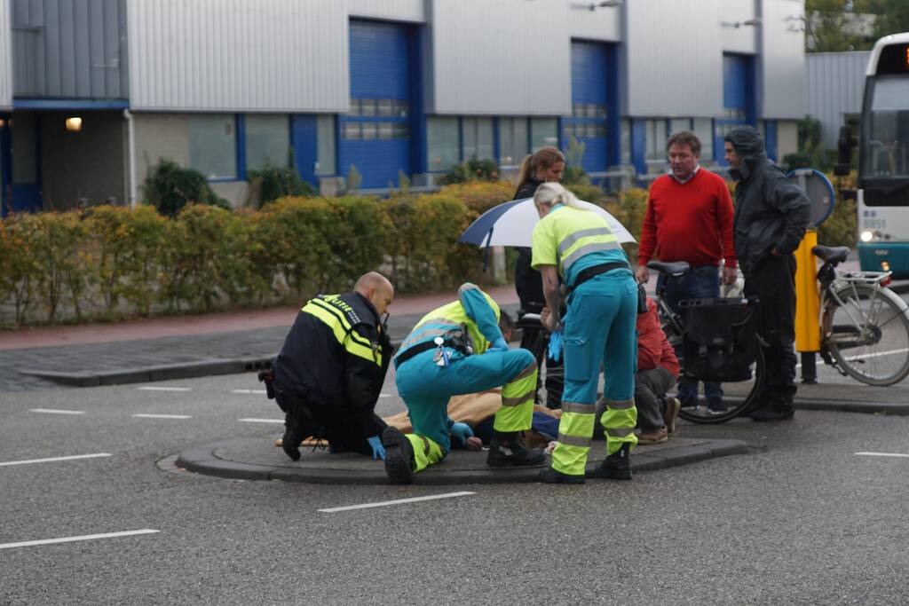 Fietser gewond na aanrijding met auto