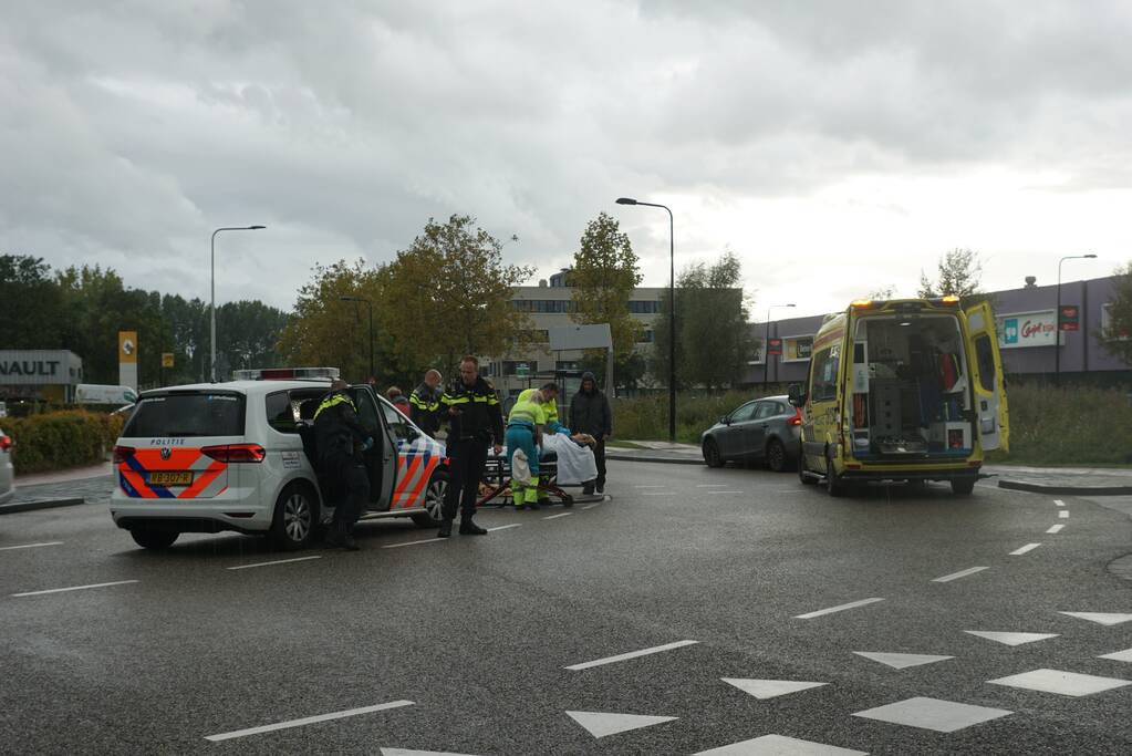 Fietser gewond na aanrijding met auto
