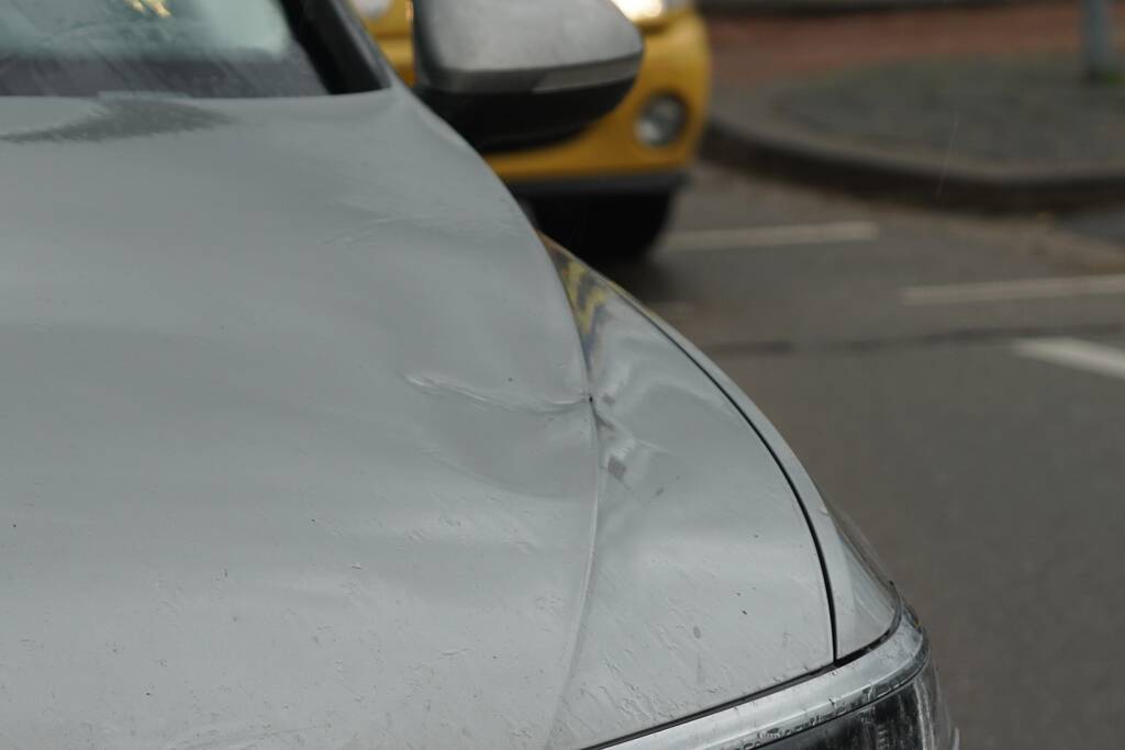 Fietser gewond na aanrijding met auto