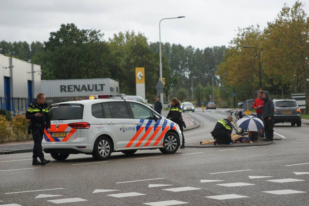 Fietser gewond na aanrijding met auto