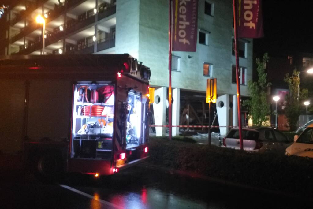 Woningen ontruimd na plofkraak